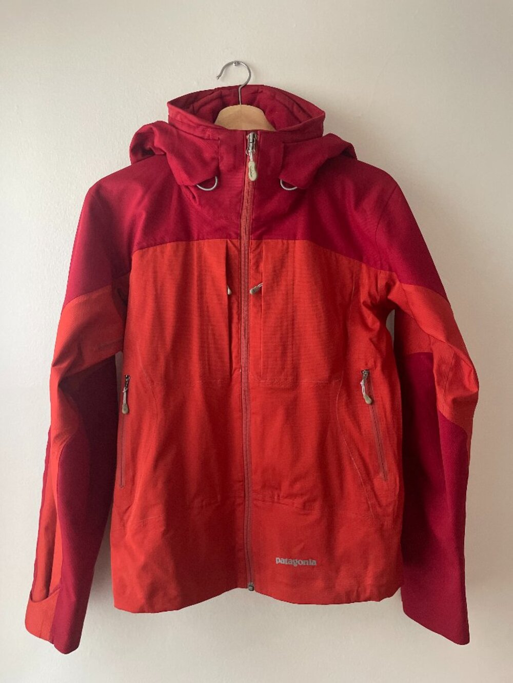 Patagonia Women's Soft Shell Small